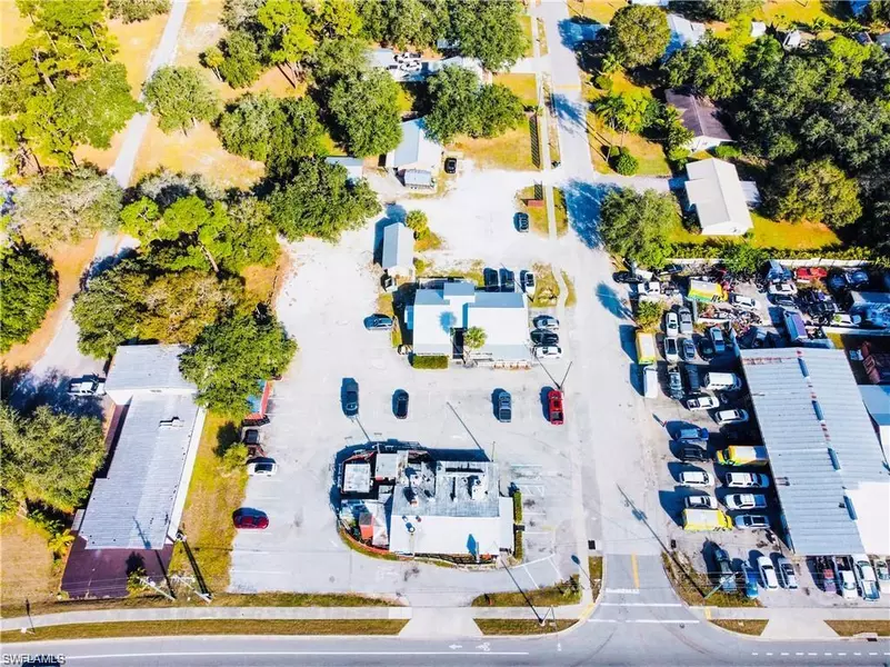 480 W Hickpochee AVE, Labelle, FL 33935