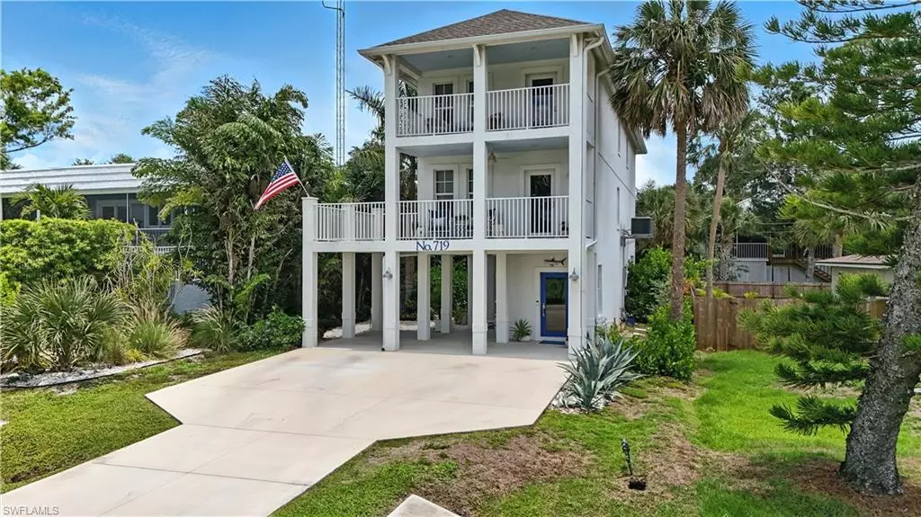 719 Park AVE, Naples, FL 34110