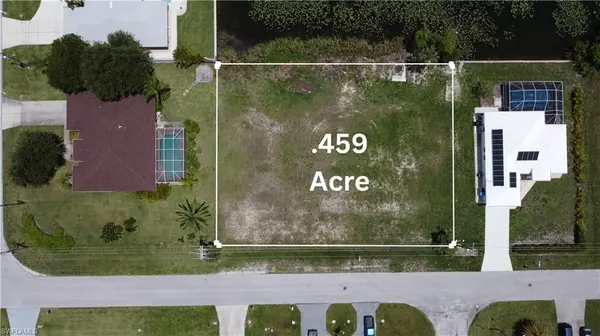 Cape Coral, FL 33990,429 SE 7th ST
