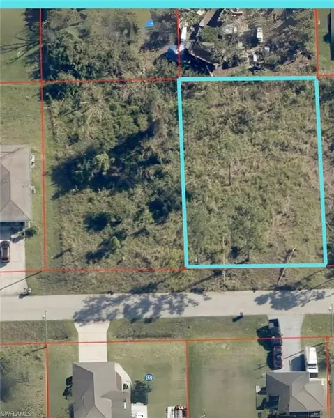 3205 42ND ST SW, Lehigh Acres, FL 33976
