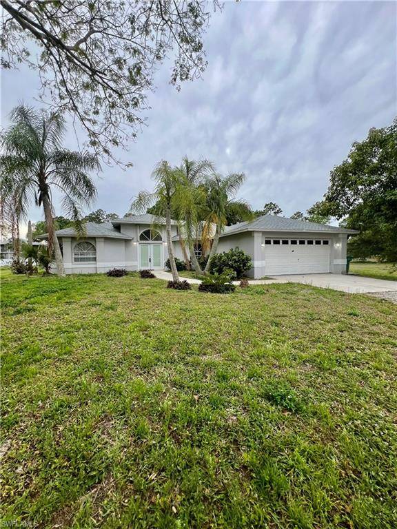 50 24th AVE NW, Naples, FL 34120