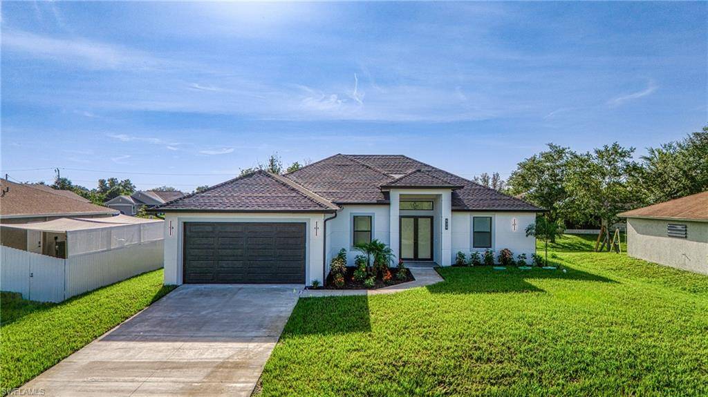807 Hamilton AVE, Lehigh Acres, FL 33972