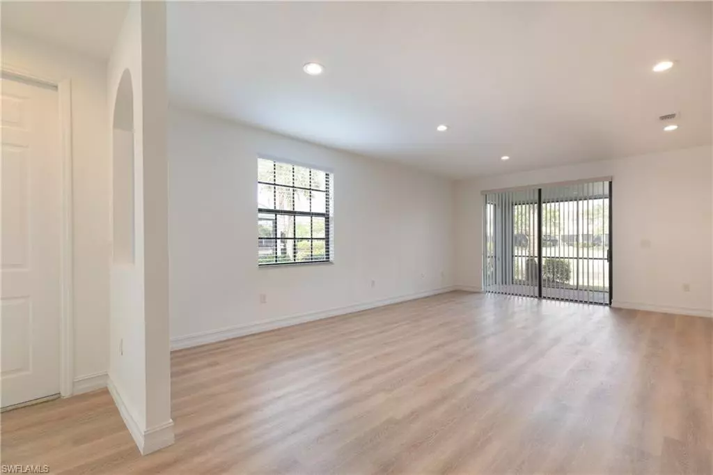 Naples, FL 34119,15618 Summit Place CIR #396