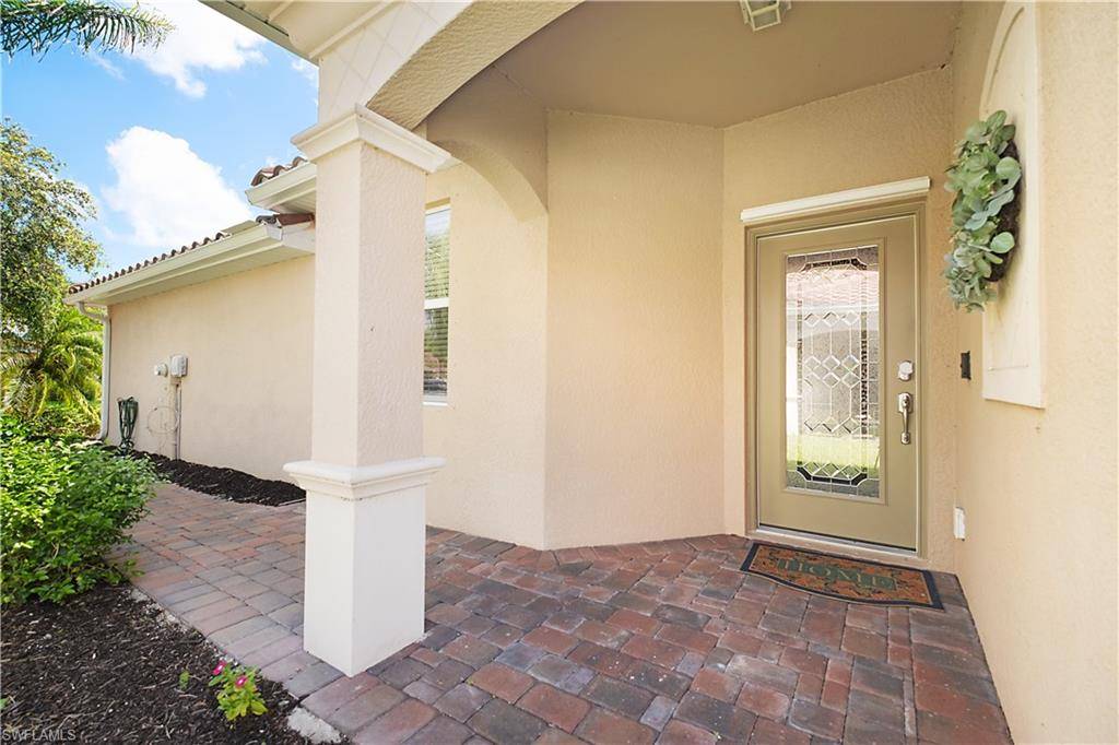 Naples, FL 34120,2042 Tamarron LN