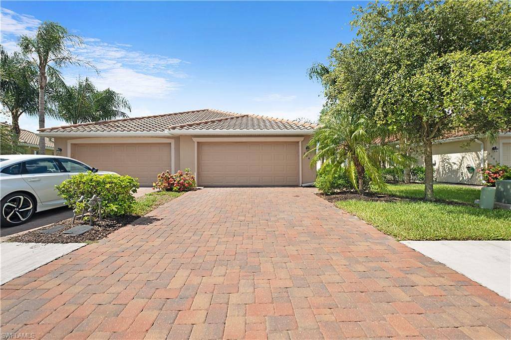 Naples, FL 34120,2042 Tamarron LN