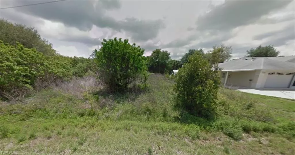 1236 Eppinger DR, Port Charlotte, FL 33953