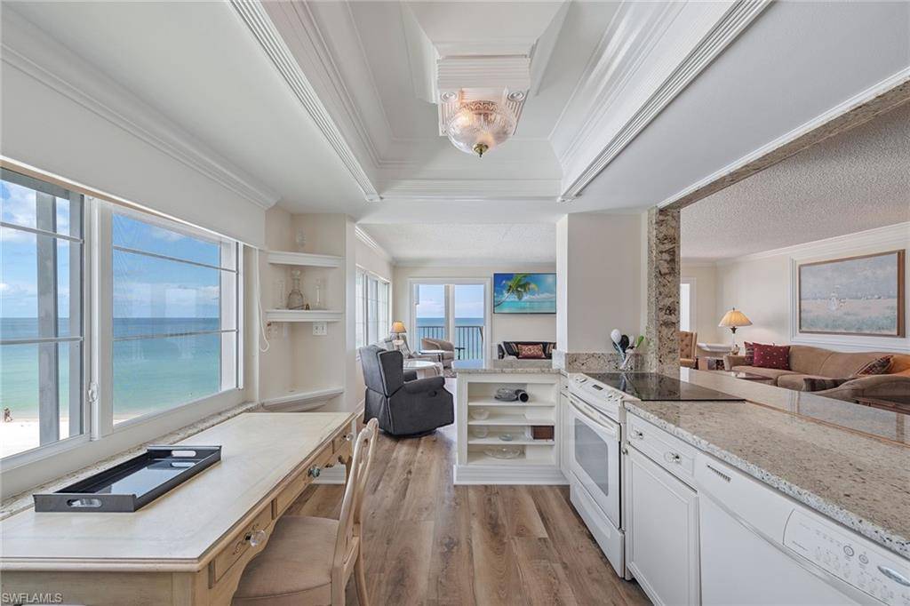 Naples, FL 34103,3443 Gulf Shore BLVD N #501