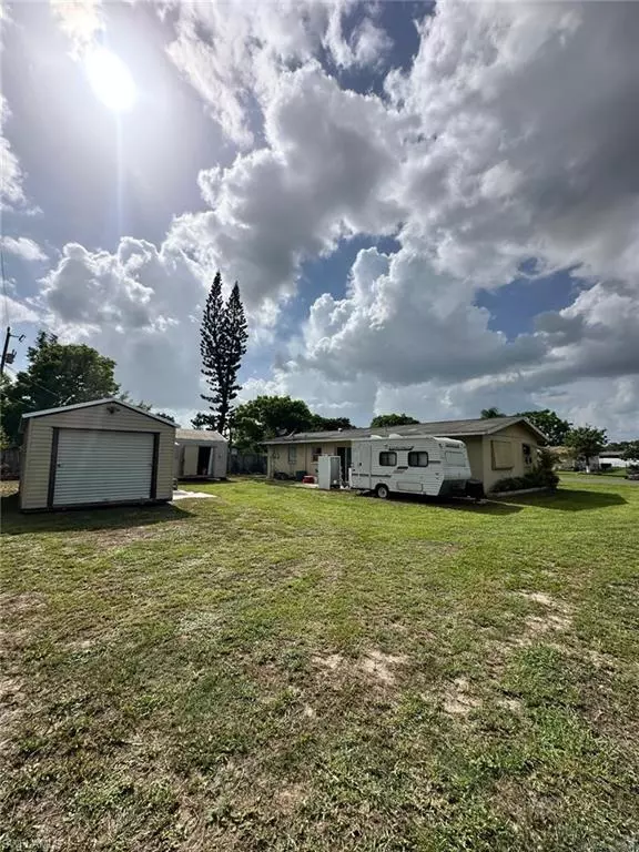 Lehigh Acres, FL 33936,506 York Rd