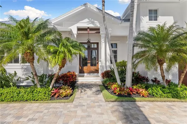 1521 Pelican AVE,  Naples,  FL 34102