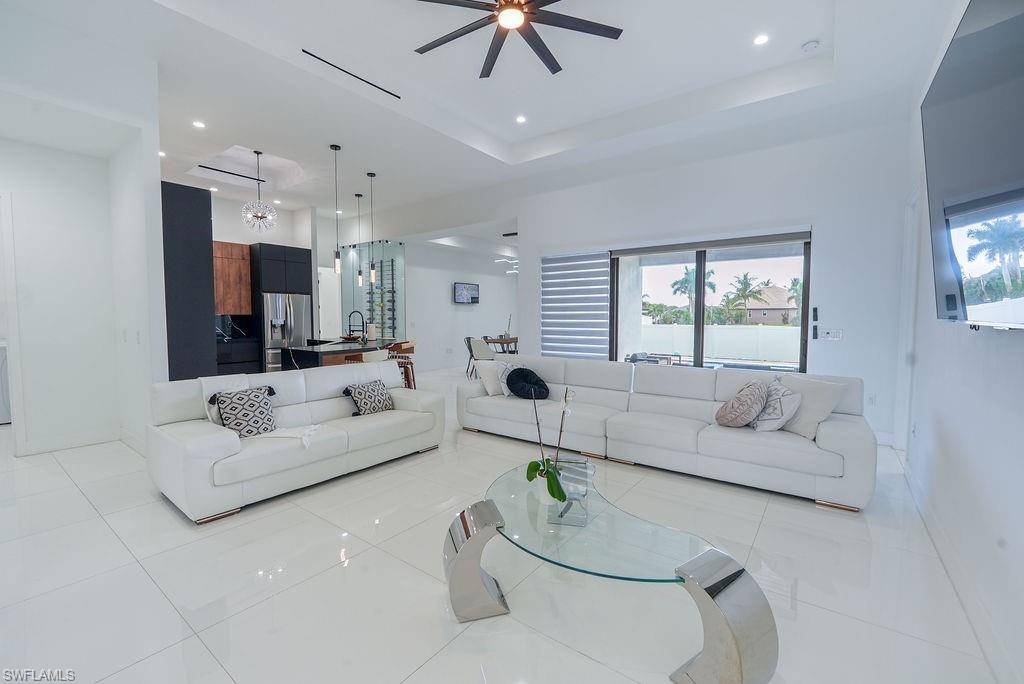 Cape Coral, FL 33991,2 SW 35th AVE