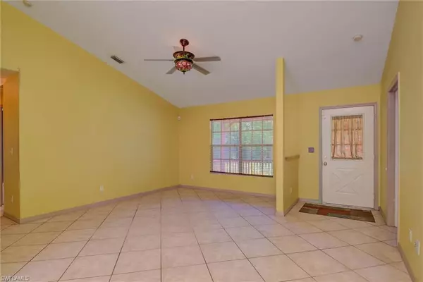 Naples, FL 34117,2911 14th AVE SE