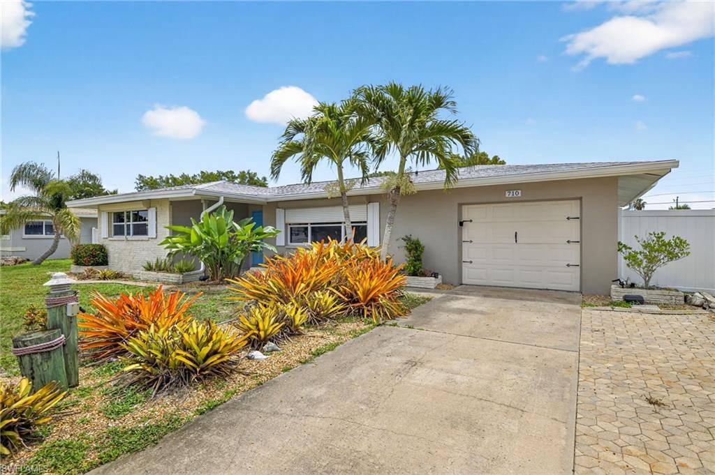 710 SE 42nd LN, Cape Coral, FL 33904