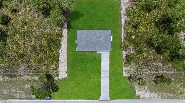 Lehigh Acres, FL 33974,460 Columbus BLVD S