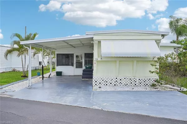 Naples, FL 34114,104 Willow LN #30