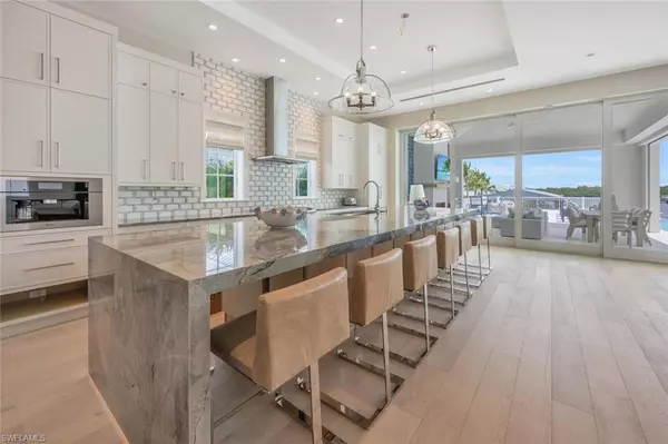 Naples, FL 34102,237 13th ST S