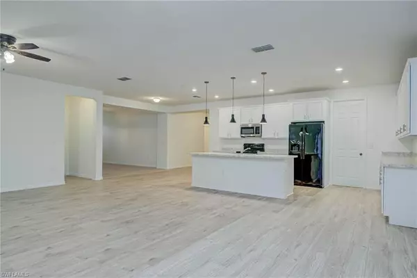 Fort Myers, FL 33908,6445 Estero Bay DR