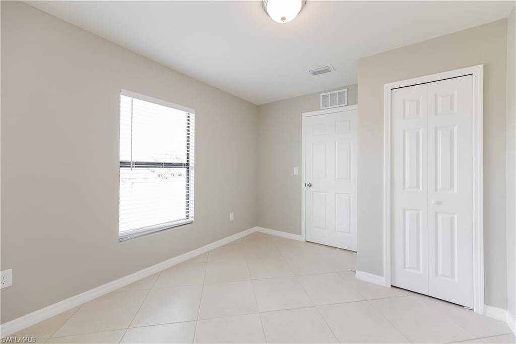 Lehigh Acres, FL 33976,3704 25th ST SW