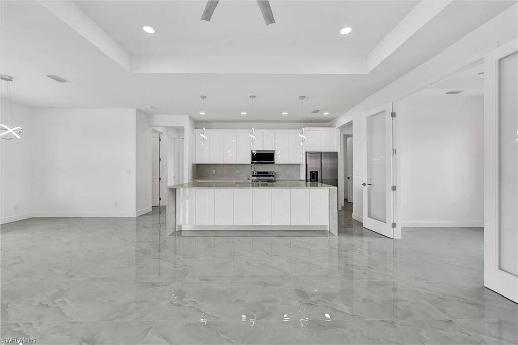Cape Coral, FL 33993,1137 NW 9th ST