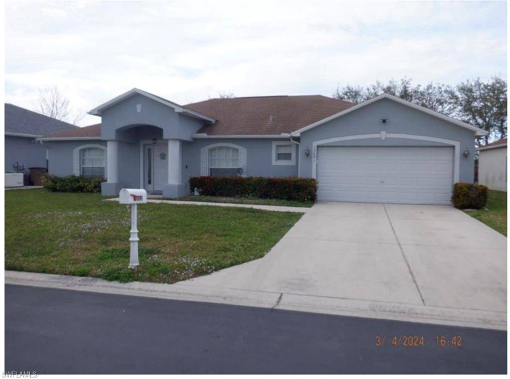 15091 Hawks Shadow DR, Fort Myers, FL 33905