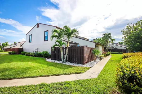 Fort Myers, FL 33919,8849 Somerset BLVD