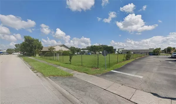 Fort Myers, FL 33907,5225 Ramsey WAY