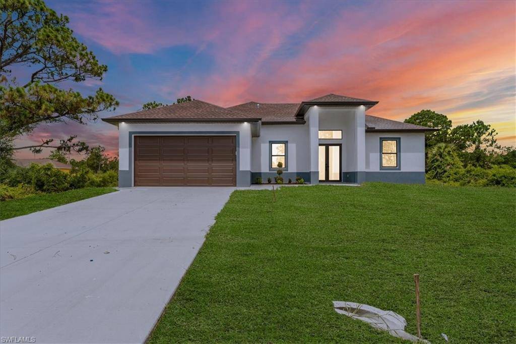 624 Beach AVE S, Lehigh Acres, FL 33974