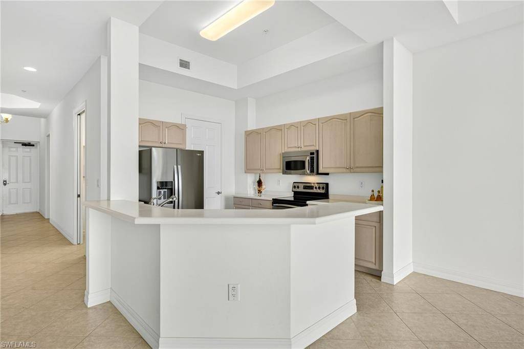 Fort Myers, FL 33916,2797 1st ST #2004