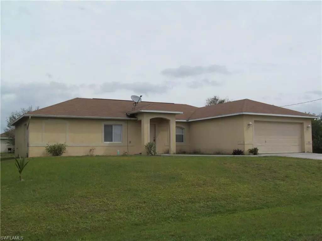 Lehigh Acres, FL 33974,335 Pinehurst AVE