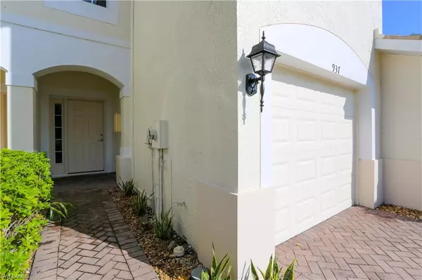 Naples, FL 34105,937 Hampton CIR