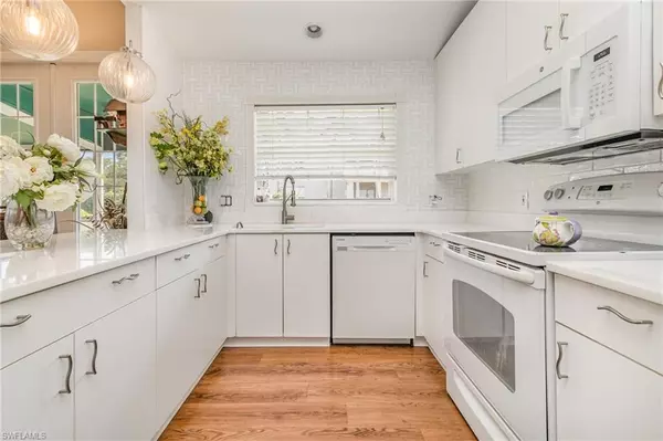 Naples, FL 34104,367 Dover PL #1006