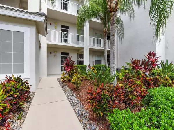 Fort Myers, FL 33966,10350 Washingtonia Palm WAY #4213