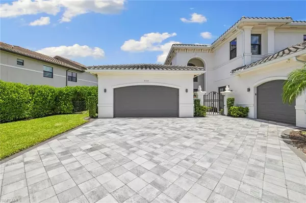 4509 Azalea DR, Naples, FL 34119