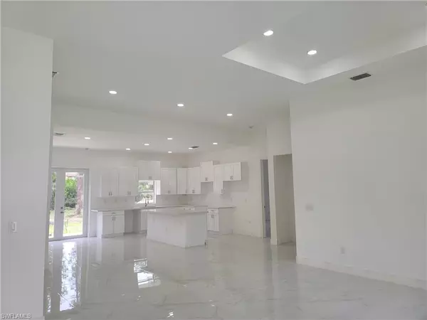 Lehigh Acres, FL 33972,1102 W 11th ST