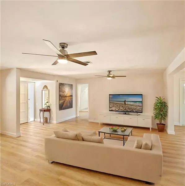 1016 Bayshore AVE, Fort Myers, FL 33919