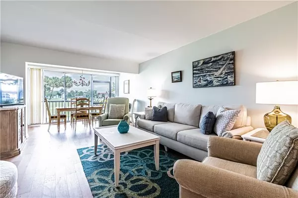 Naples, FL 34103,1 High Point CIR W #102