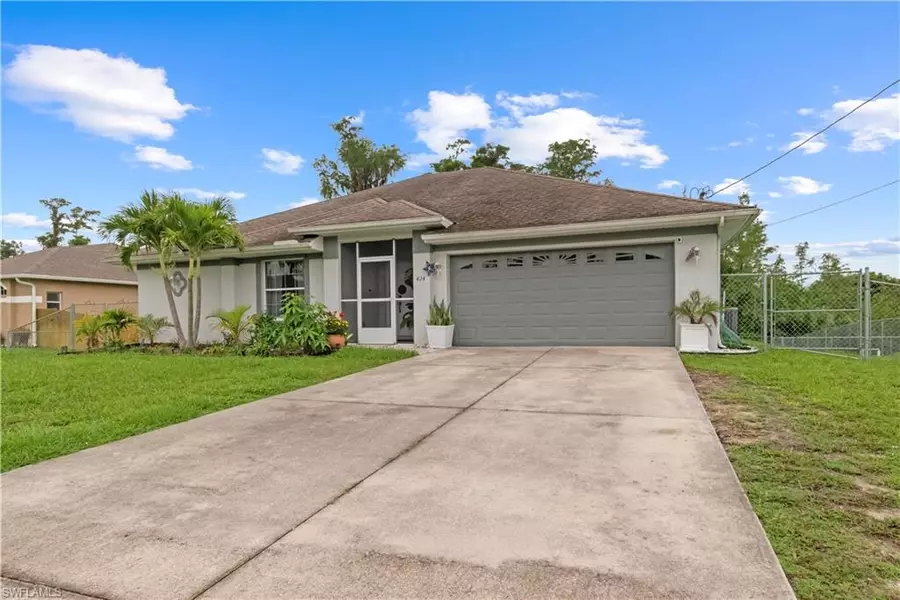 424 La Perouse ST, Lehigh Acres, FL 33974