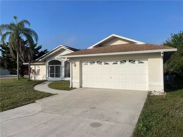 Lehigh Acres, FL 33971,1501 Senior CT