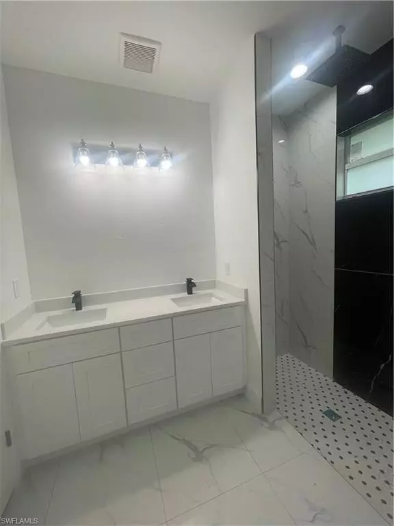 Lehigh Acres, FL 33972,2502 E 14th ST