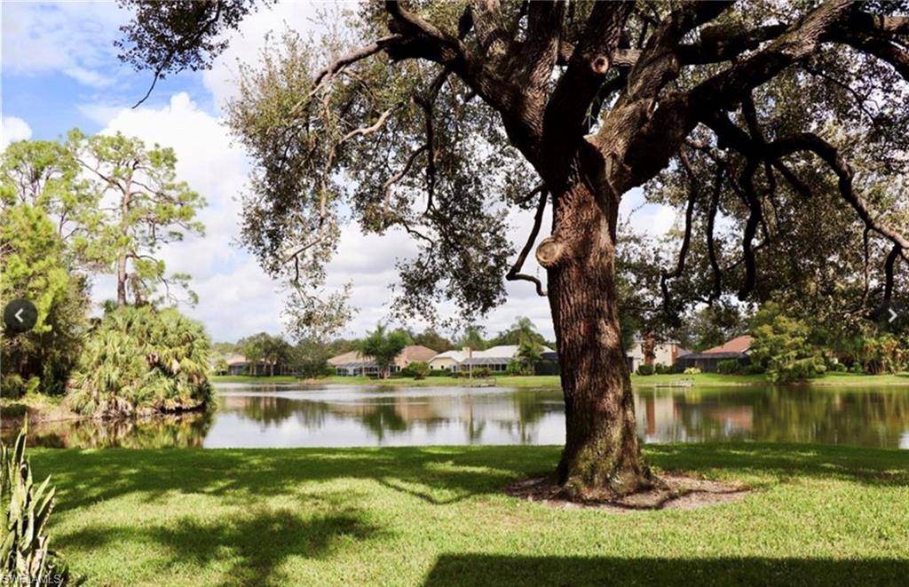 Naples, FL 34119,65 Silver Oaks CIR #102