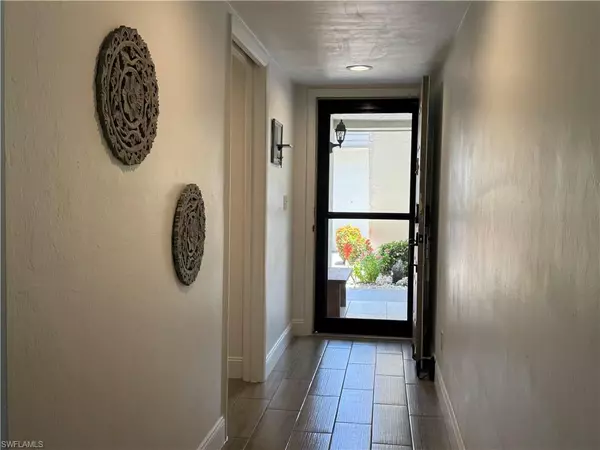 Fort Myers, FL 33907,5665 Trailwinds DR #616