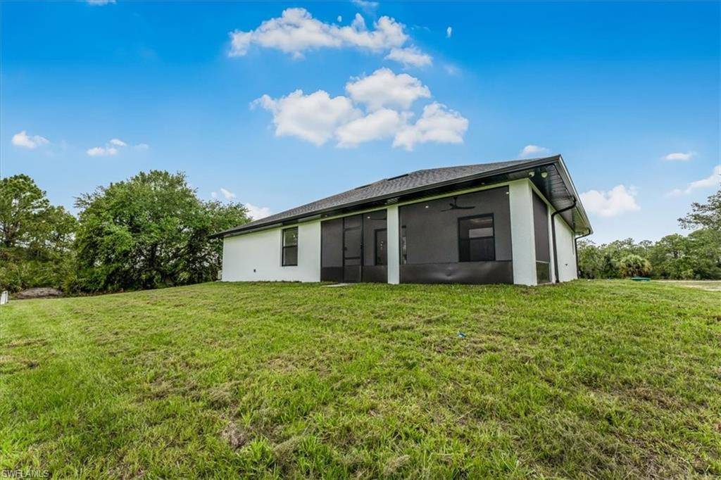 Lehigh Acres, FL 33972,1220 Edward AVE