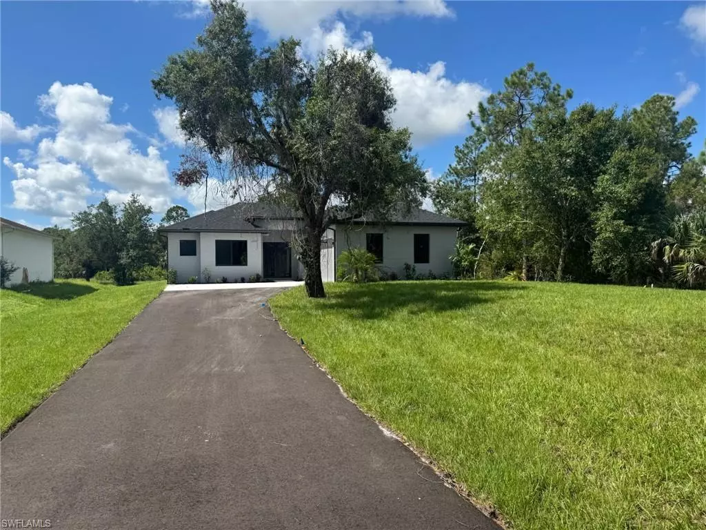 Naples, FL 34120,2562 60th Ave NE