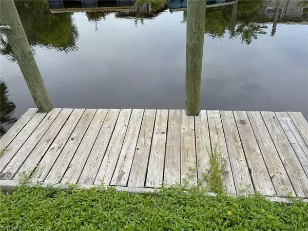 2263 Queen Anne DR, Fort Myers, FL 33905