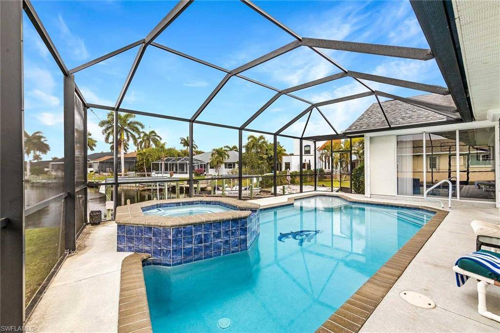 2807 SW 31st LN, Cape Coral, FL 33914