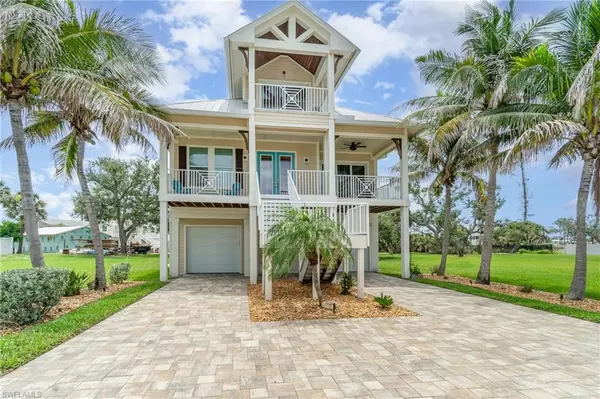 Fort Myers Beach, FL 33931,830 San Carlos DR