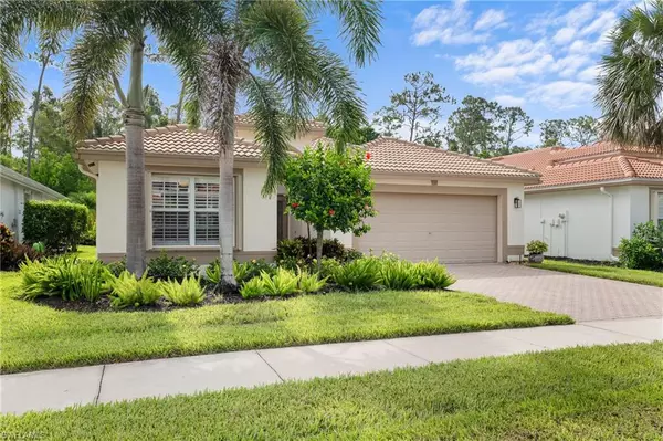 2434 Butterfly Palm DR, Naples, FL 34119