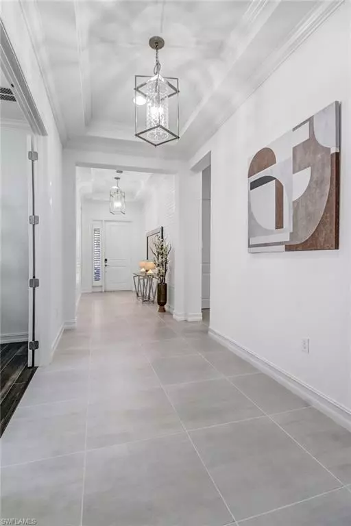 Naples, FL 34120,9264 Glenforest DR