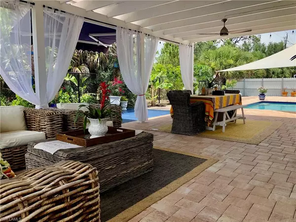 Naples, FL 34110,283 Cypress WAY W