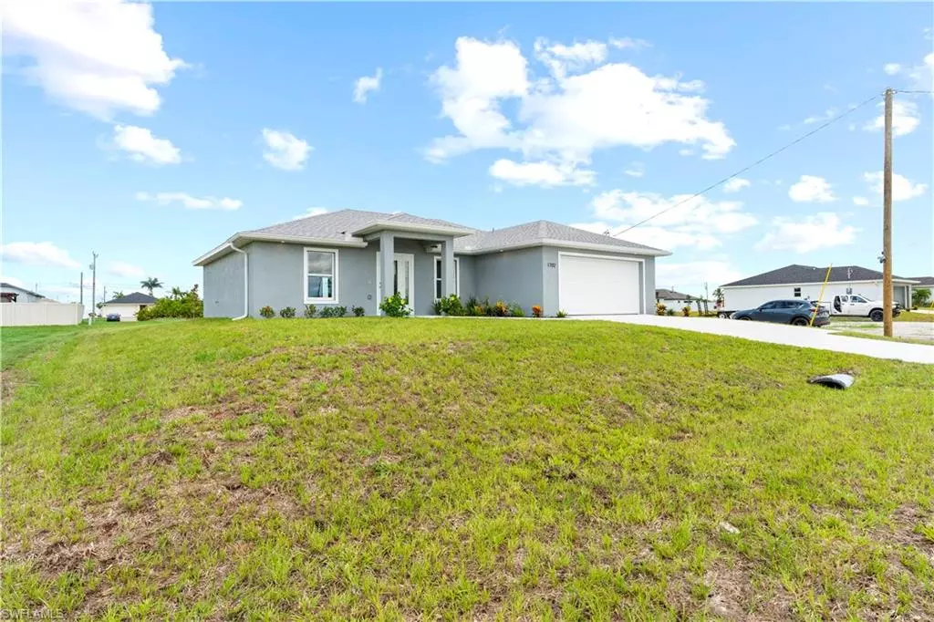 Cape Coral, FL 33993,1702 Nelson RD N