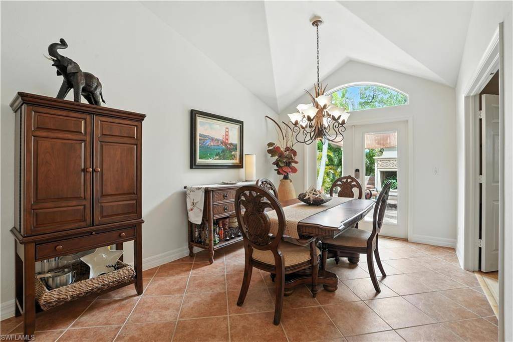Naples, FL 34119,1381 Areca CV